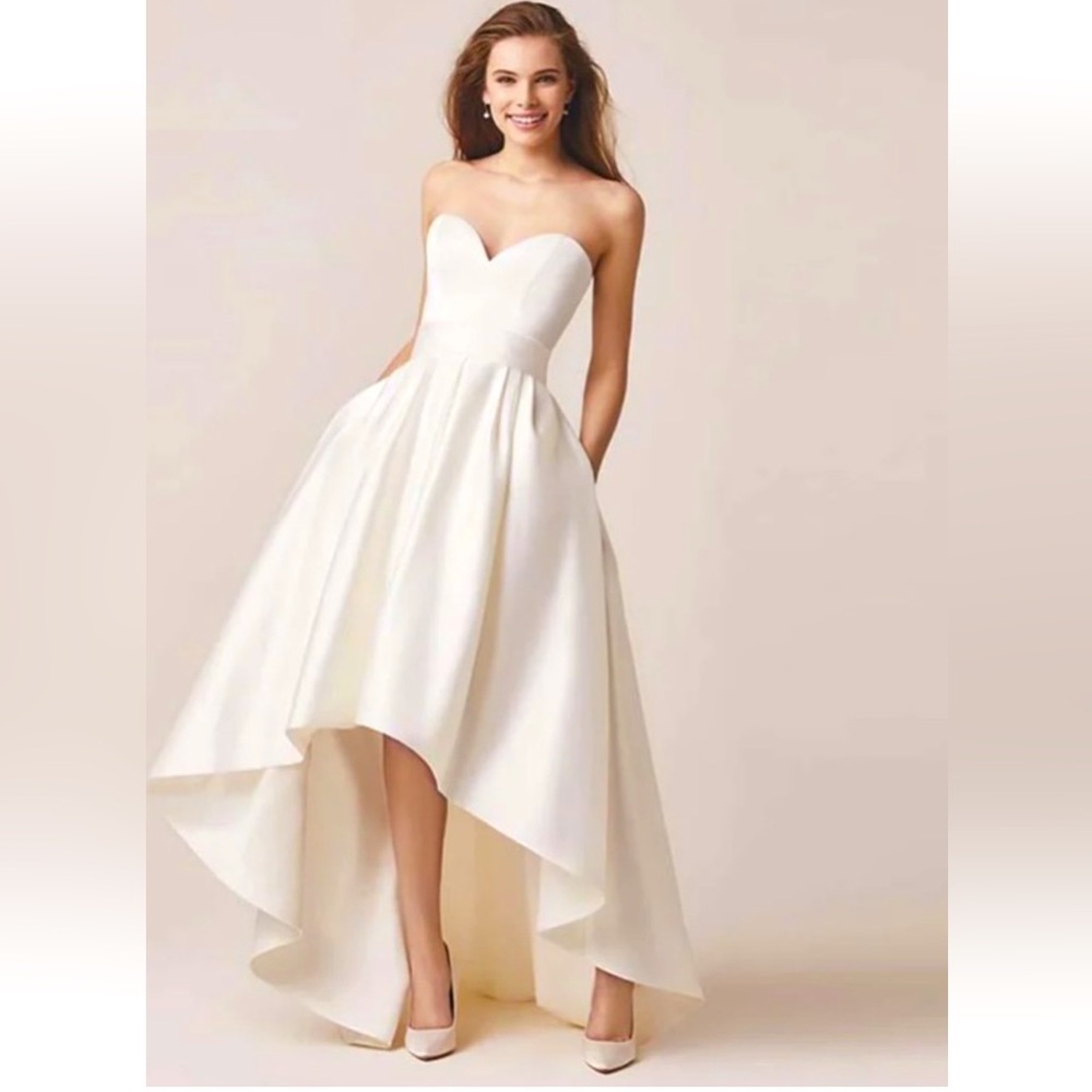 NEW Sweetheart, High low, Strapless Satin Wedding Dress Sz 4-6